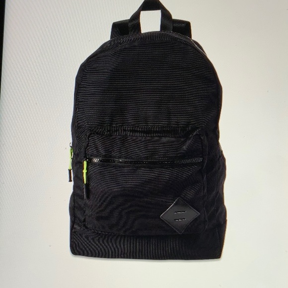 πNo boundaries nylon packable backpack π bundle. Black color β£οΈ - Picture 5 of 8